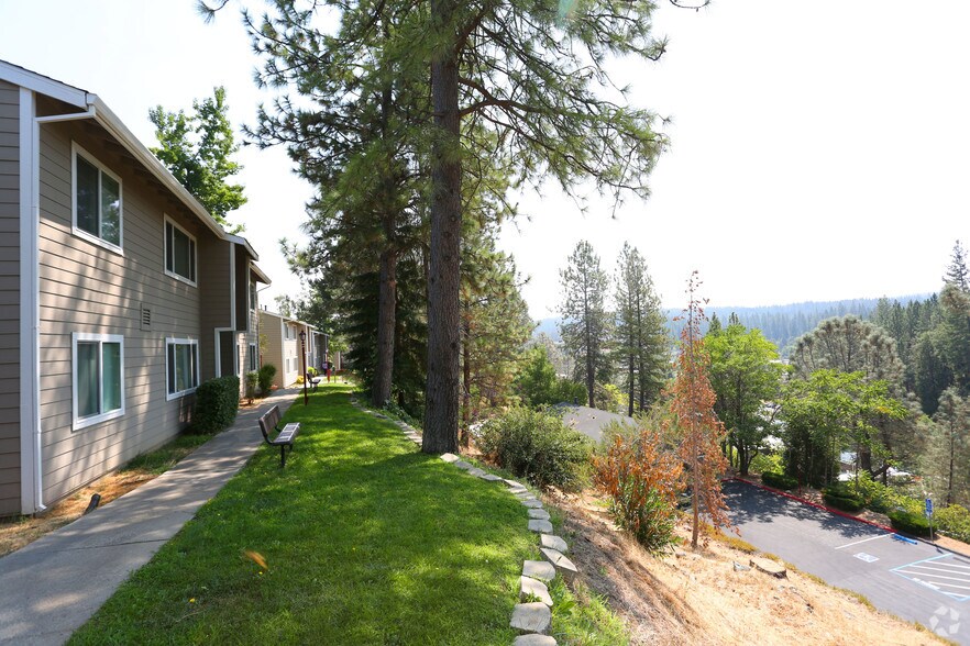 Berryhill Apartments Grass Valley, CA Apartment Finder