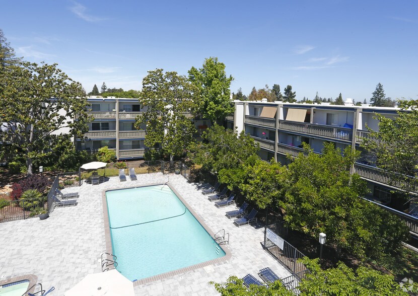 Del Medio Manor Mountain View Ca Apartment Finder