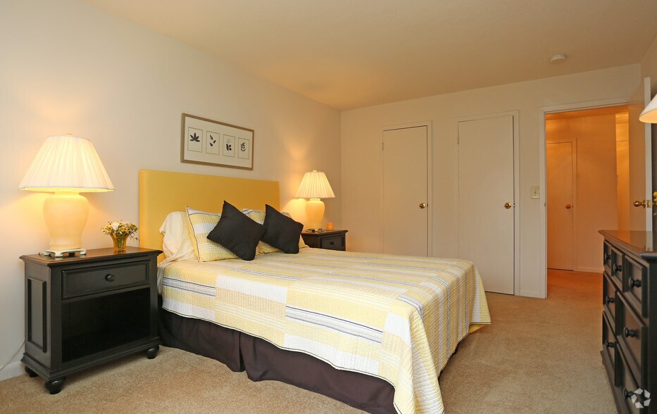 Towne Towers Apartments Albany NY Apartment Finder Impressive Bedroom Furniture Albany Ny Towne Towers Apartments Albany NY Apartment Finder Impressive Bedroom Furniture Albany Ny