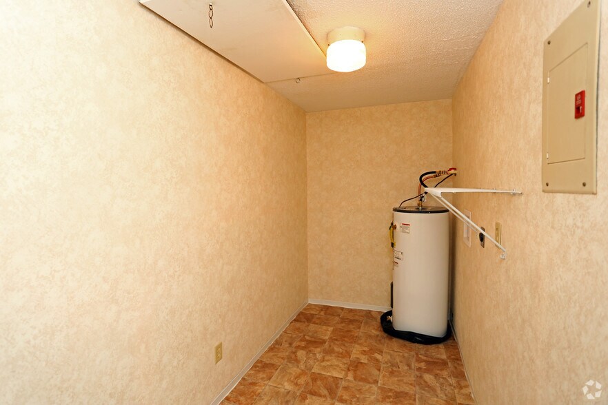 Forsythia Court Apartments - Abingdon, MD | Apartment Finder Forsythia Court Apartments - Abingdon, MD | Apartment Finder