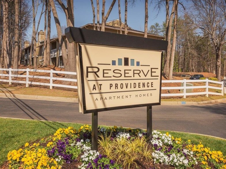 Reserve at Providence Charlotte, NC Apartment Finder