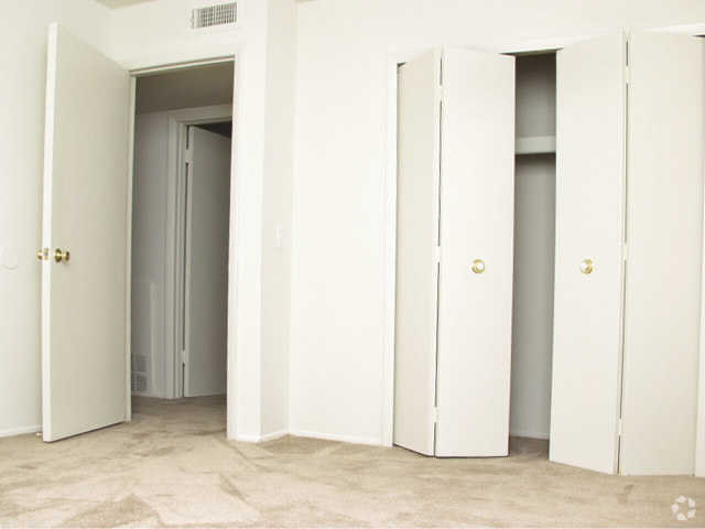 Cherry Hill Club Apartments Cherry Hill Club Apartments