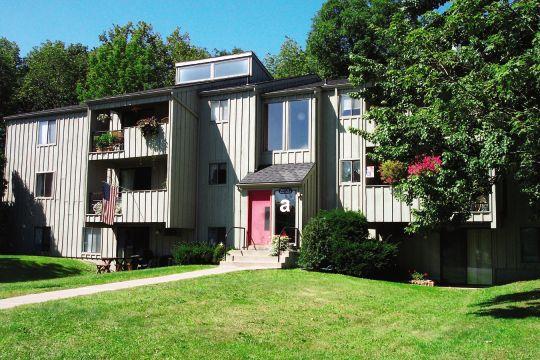 The Apartments At Cobblestone Square The Apartments At Cobblestone Square