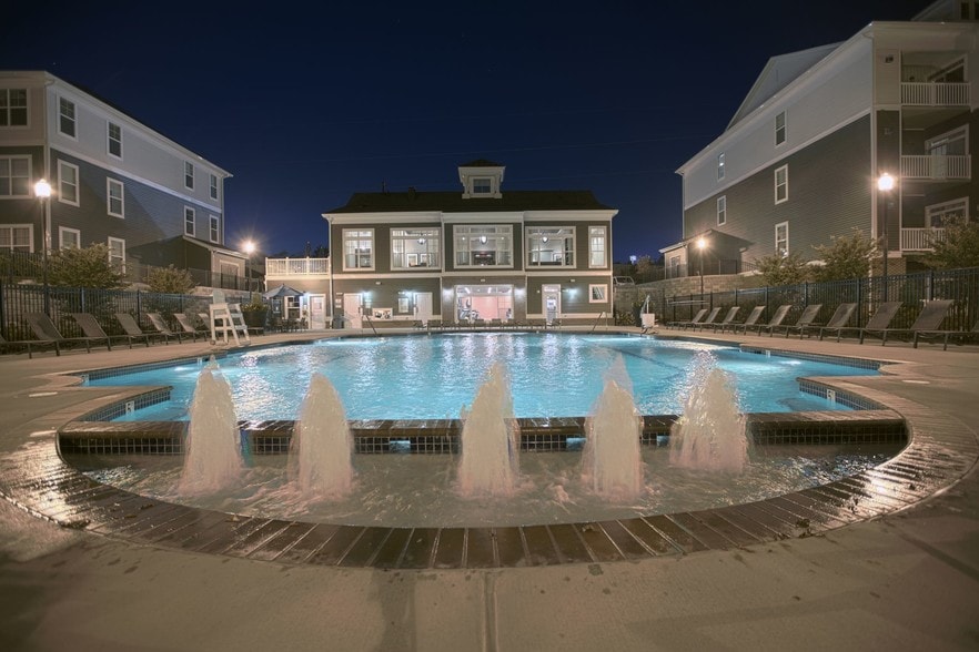 The Elms at Signal Hill Station Manassas, VA Apartment Finder