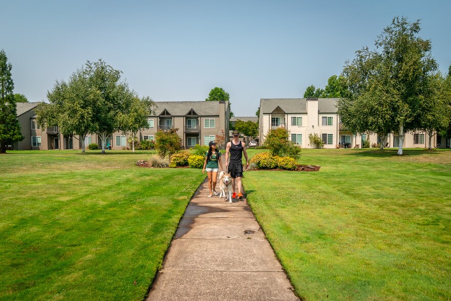 Chase Village Apartment Homes Eugene, OR Apartment Finder