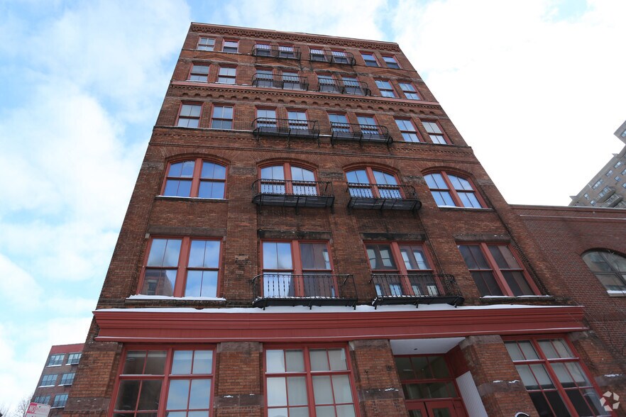 Riverview and Industrie Lofts Rochester, NY Apartment Finder