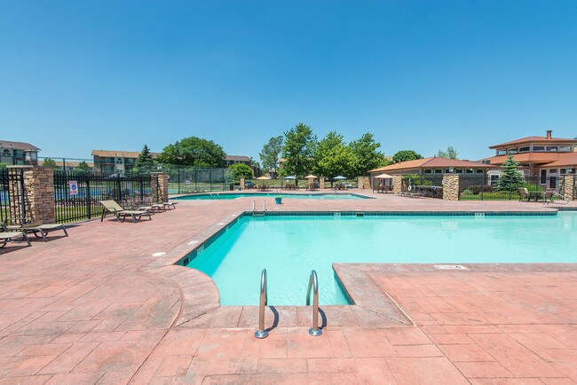 Golfside Lake Apartments And Townhomes Golfside Lake Apartments And Townhomes