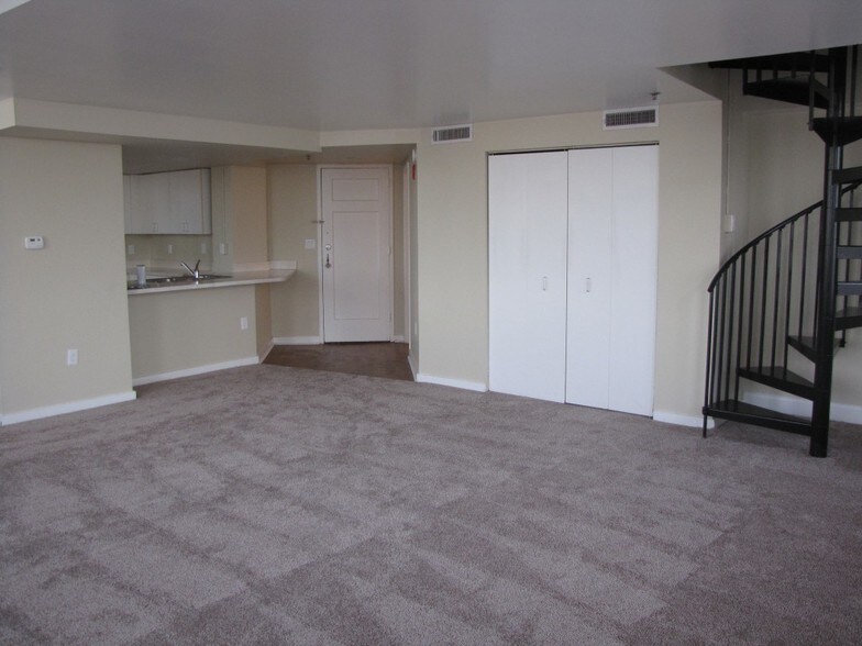 Historic Hillcrest Apartments Toledo Oh Apartment Finder