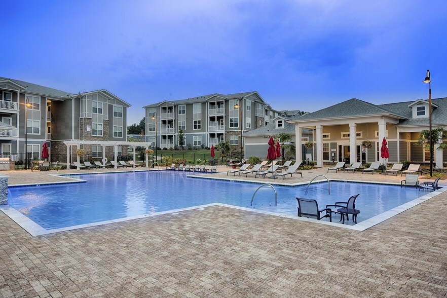 Capital Park At 72 West Huntsville, AL Apartment Finder