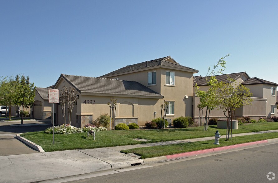 Silver Springs Rental Homes I & II Fresno, CA Apartment Finder