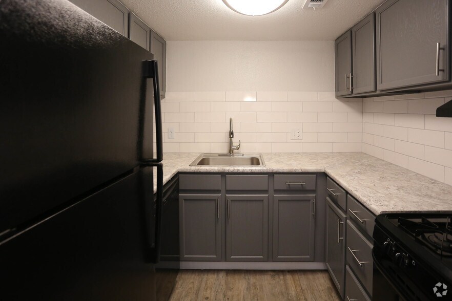 Capital At St Charles Saint Mo Apartment Finder