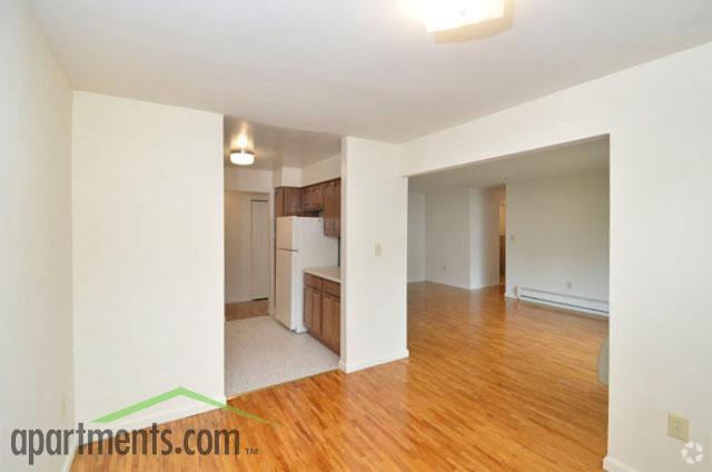 MillBrook Village North - Edison, NJ | Apartment Finder MillBrook Village North - Edison, NJ | Apartment Finder