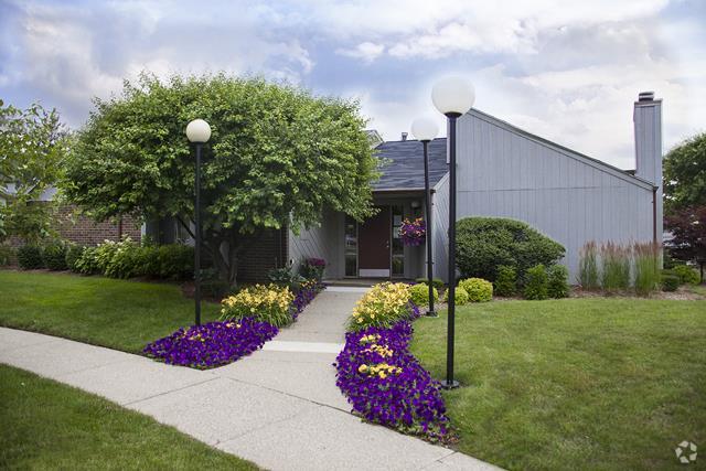 Three Oaks Apartments Troy Mi Apartment Finder