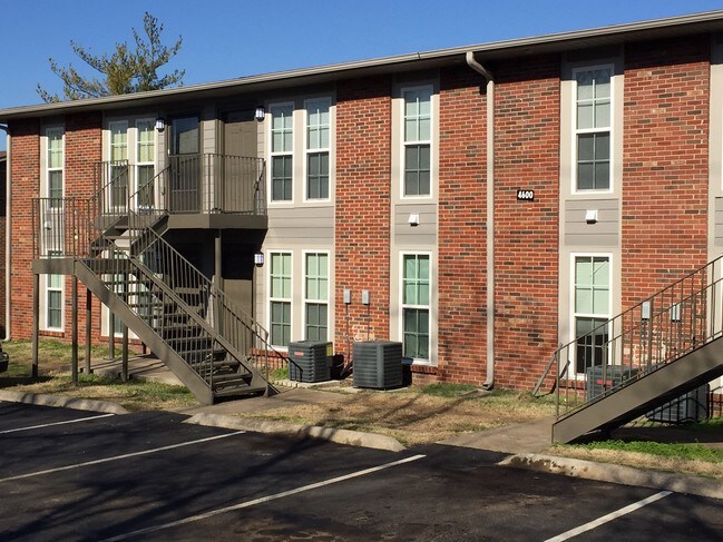 Village West Nashville, TN Apartment Finder