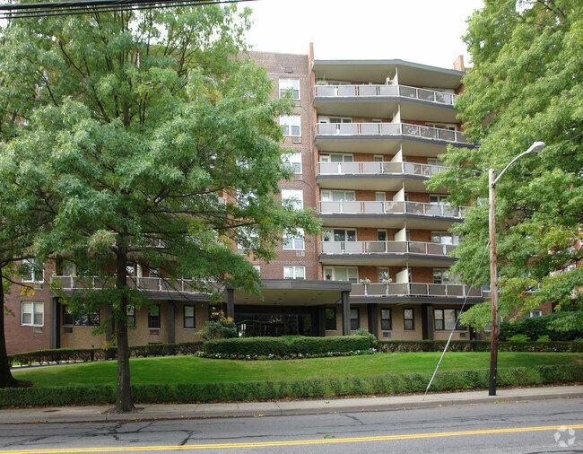 Summit Apartments Port Chester, NY Apartment Finder