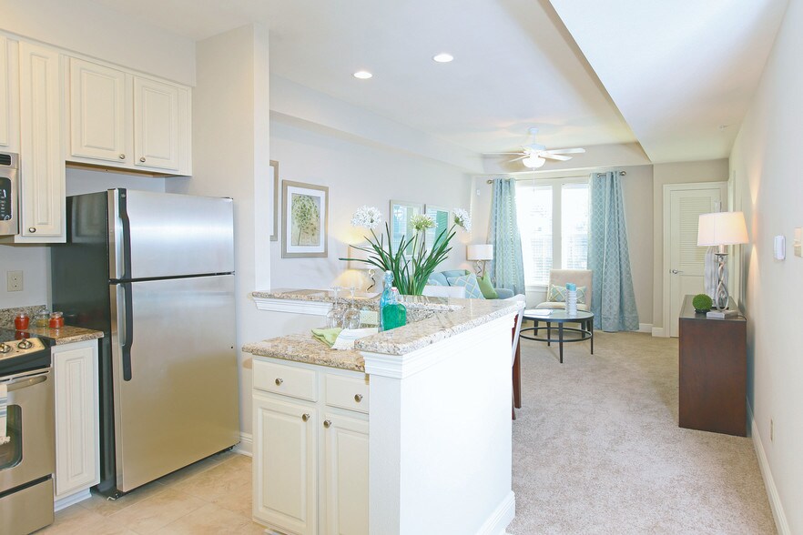 Chateau Napoleon Metairie, LA Apartment Finder