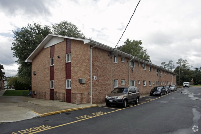 Suburbia Apartments Farmingdale Ny Suburbia Apartments Farmingdale Ny