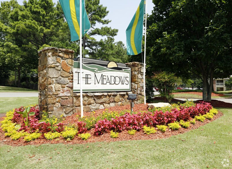 The Meadows Memphis, TN Apartment Finder