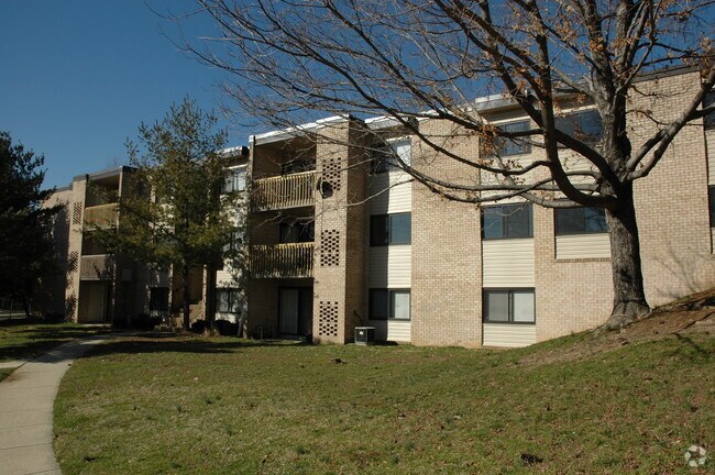 Burgundy Park District Heights, MD Apartment Finder