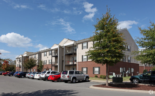 Campus Crossings - Murfreesboro, TN | Apartment Finder