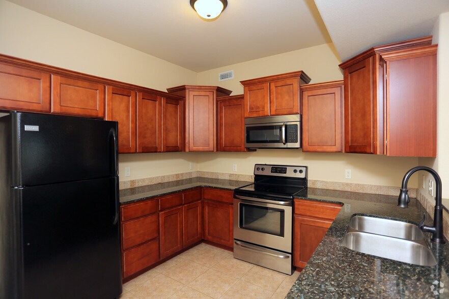 The Row At Arkansas Fayetteville Ar Apartment Finder