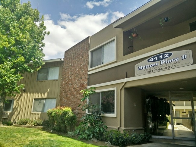 Melrose Place Riverside, CA Apartment Finder