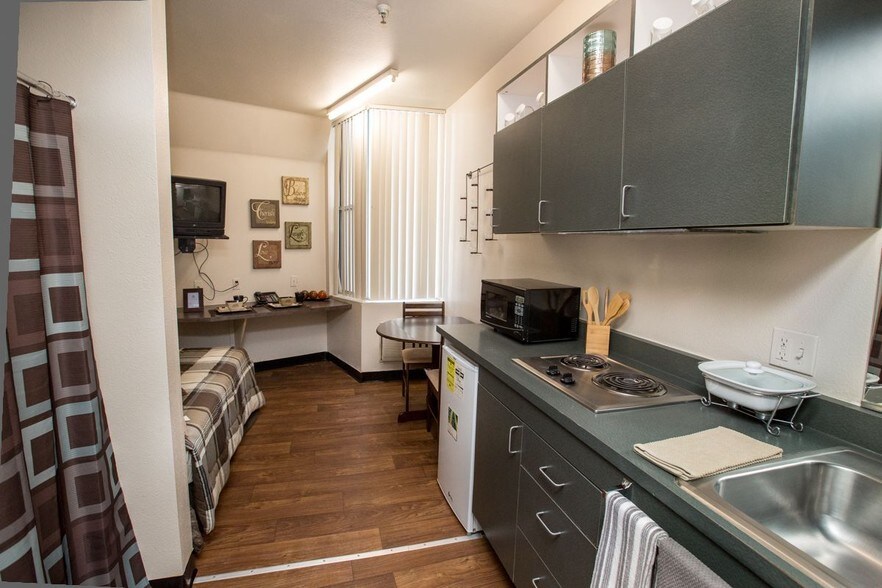 the 211 downtown las vegas nv apartment finder