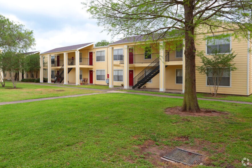 Oyster Creek Lake Jackson, TX Apartment Finder