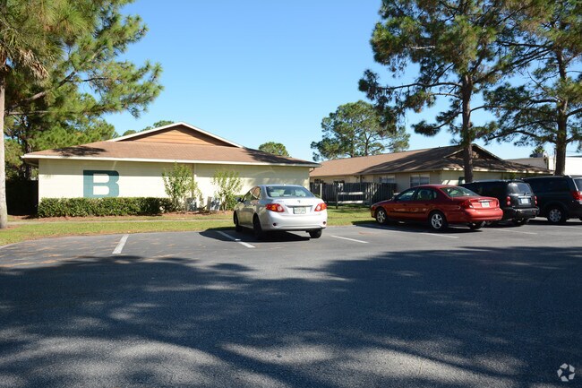 Bentley Pines Patio Apartments Lakeland Fl Apartment