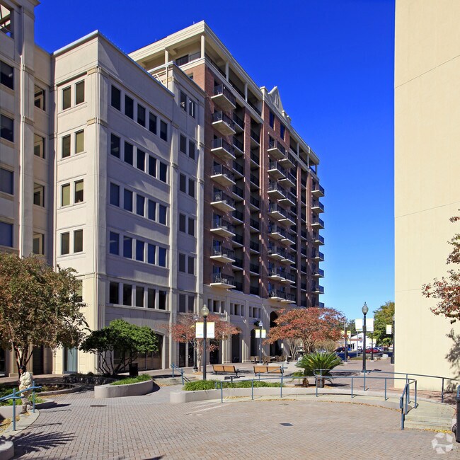 Tallahassee Center Condominiums Tallahassee, FL Apartment Finder