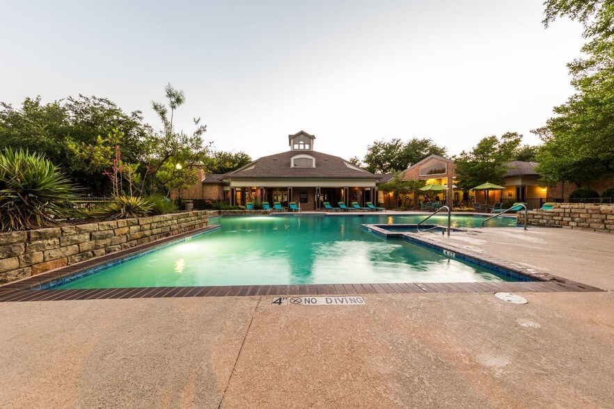 Brooks on Preston Plano, TX Apartment Finder