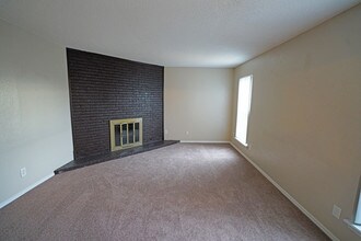 Vintage At 50th Oklahoma City Ok Apartment Finder
