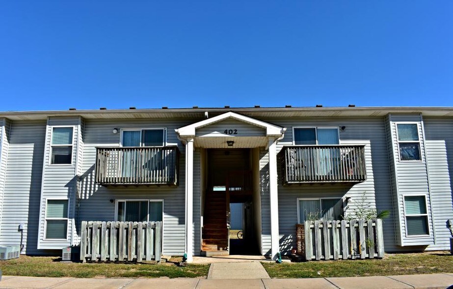 Sun River Apartments Kansas City, KS Apartment Finder