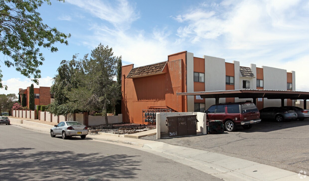 Candelaria Heights Only 2 Left Albuquerque Nm Apartment Finder