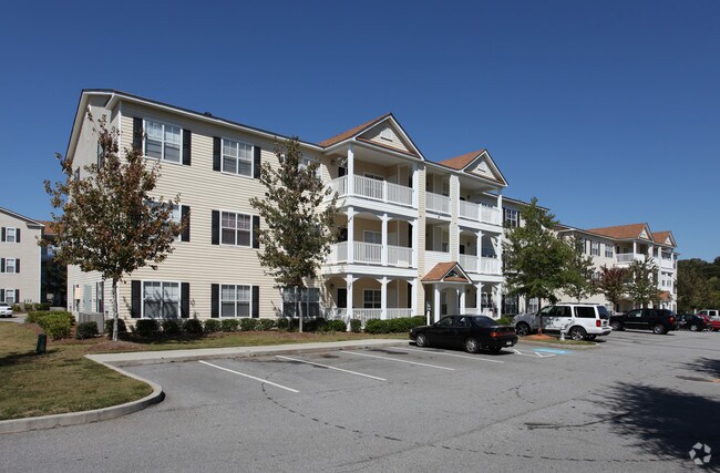 Villas at Lanier Gainesville, GA Apartment Finder