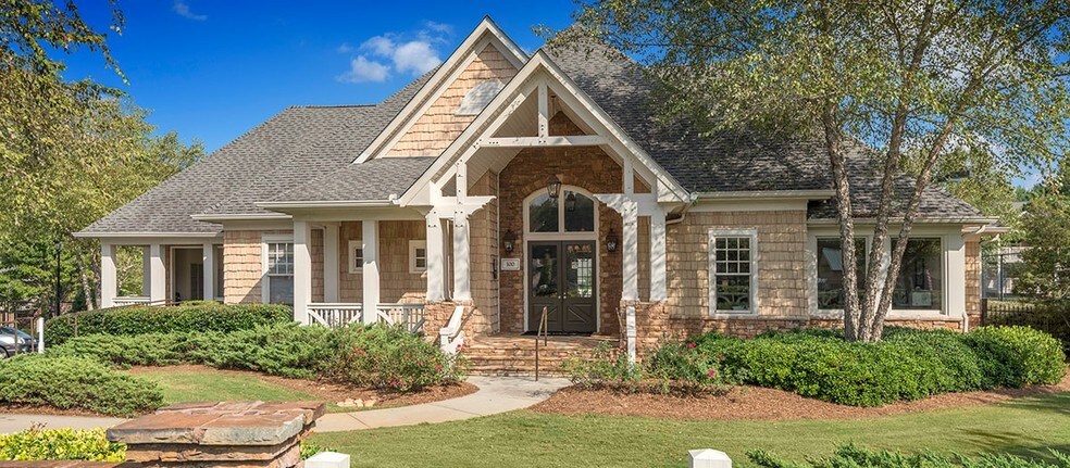 Colonial Grand at Berkeley Lake - Duluth, GA | Apartment Finder