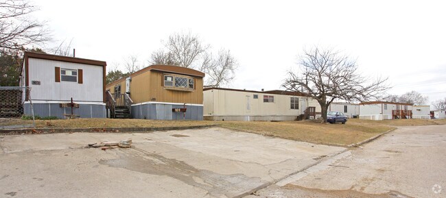 Oak Springs Apartments Austin Oak Springs Apartments Austin
