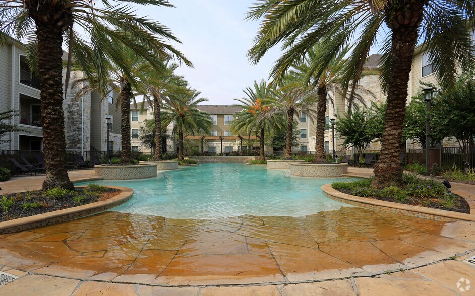 Sommerall Station Houston, TX Apartment Finder