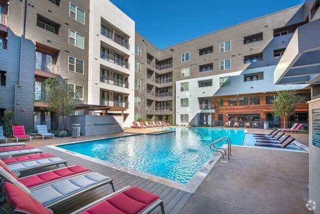 Gated Apartments In Dallas With Entry Tx