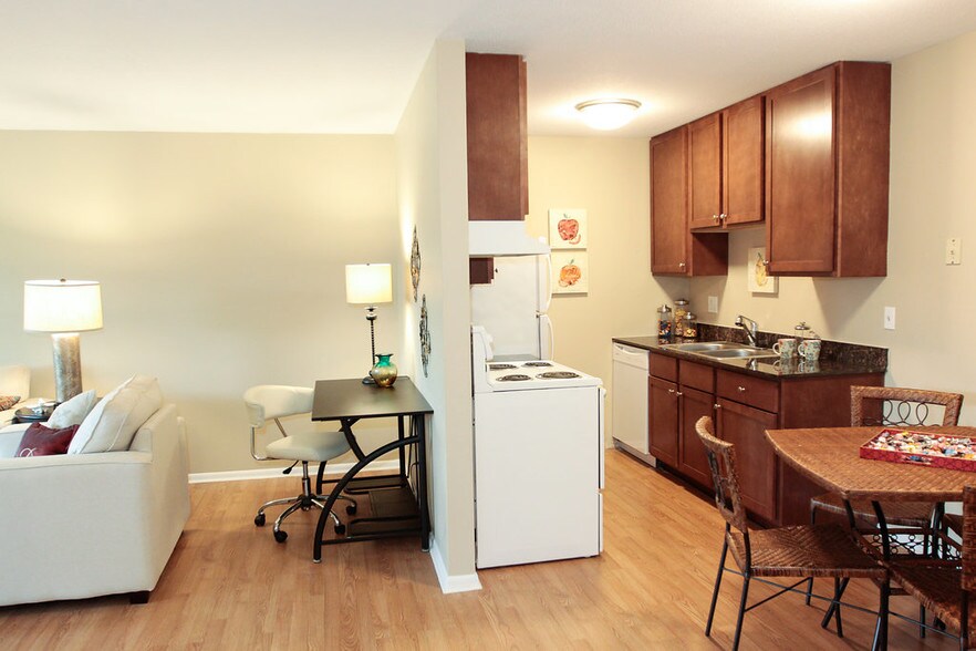 Imperial Gates Brooklyn Park Mn Apartment Finder