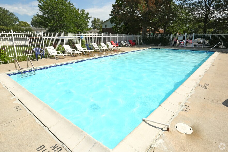 Eastlawn Arms Apartments Midland Mi Apartment Finder