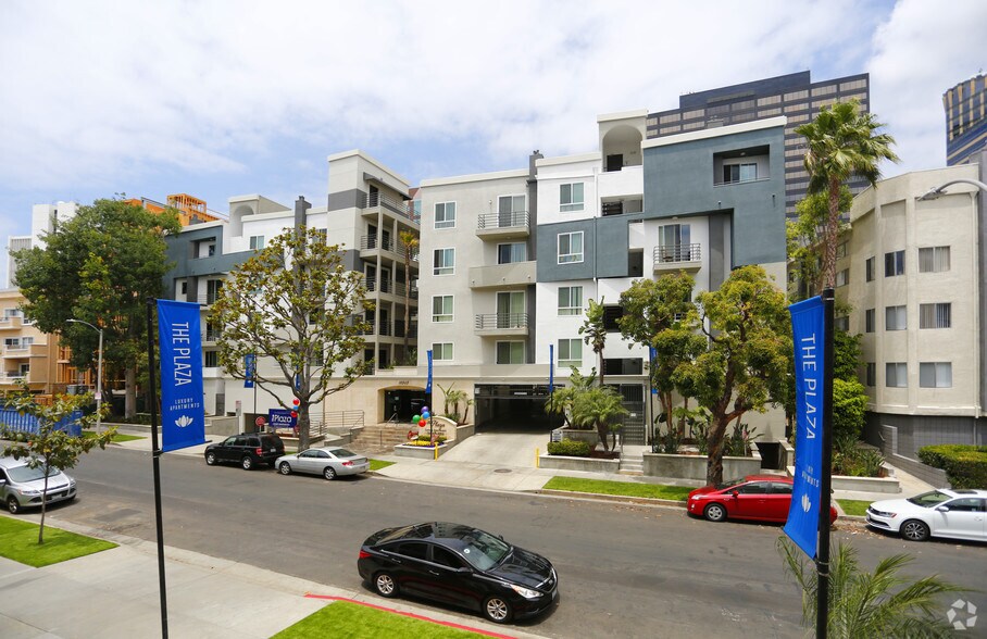 The Plaza Apartments Los Angeles, CA Apartment Finder