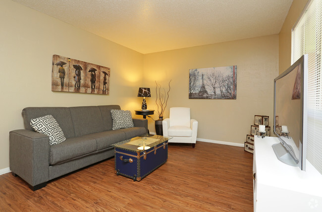 Parkway Gardens Apartments - Longview, Tx 