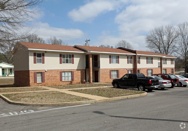 Holly Hills Apartments Holly Springs, MS Apartment Finder
