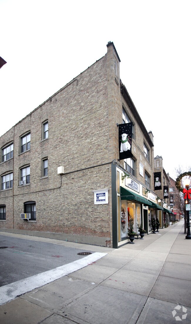 Curtiss Apartments Downers Grove, IL Apartment Finder