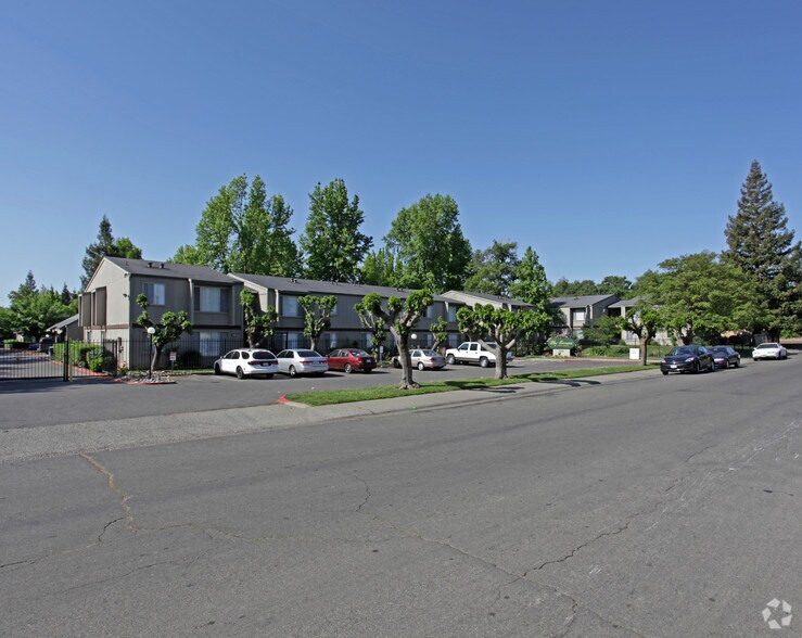 The Terrace at Fair Oaks Carmichael, CA Apartment Finder
