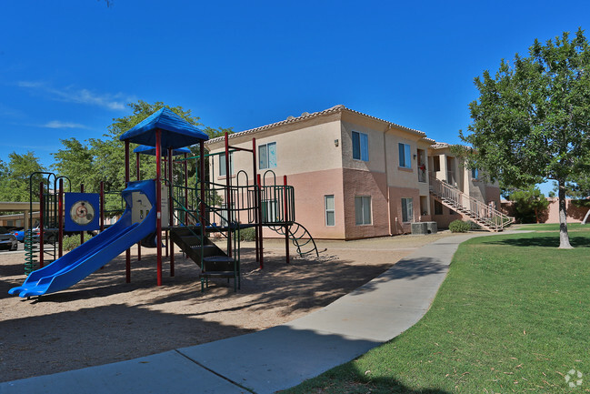 Lake Pleasant Village Apartments - Peoria, AZ | Apartment Finder