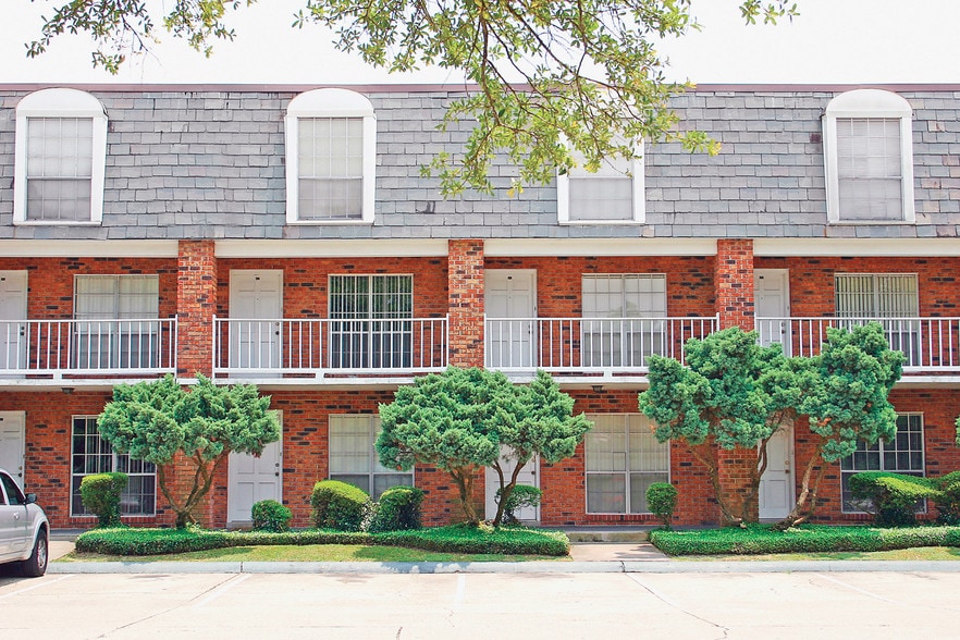 Savoy Plaza Baton Rouge, LA Apartment Finder