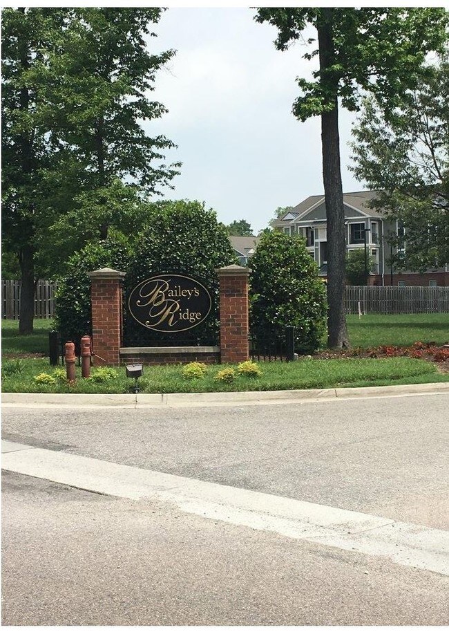 Bailey's Ridge Prince VA Apartment Finder