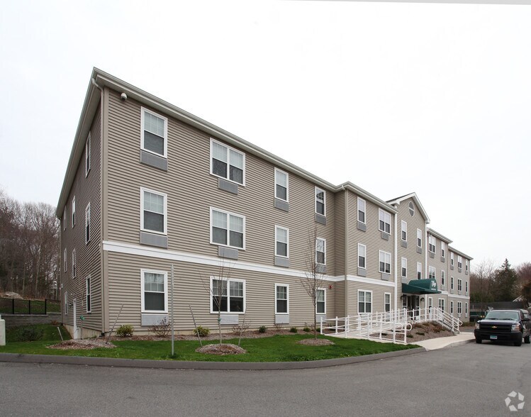 Village Apartments Uncasville, CT Apartment Finder